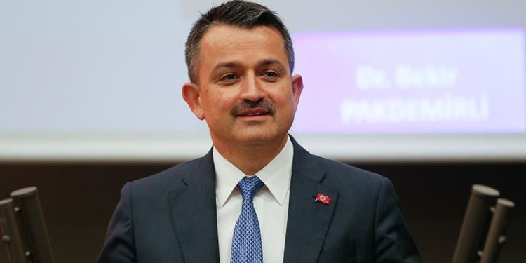 CHP’den Pakdemirli dönemindeki rüşvet iddiaları için araştırma önergesi