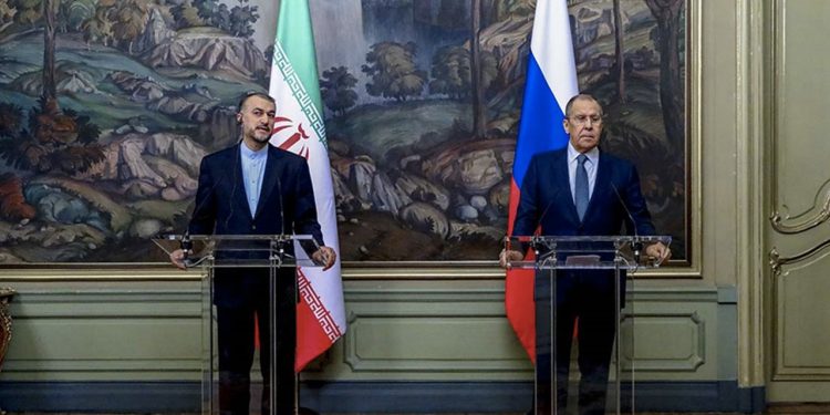 İran diplomasi trafiğinde: Rusya ve Ukrayna’yla işbirliği mesajları
