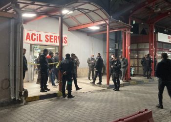 İzmir’de silahlı kavga: 1 ölü