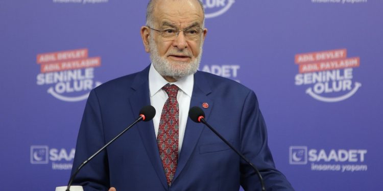 Karamollaoğlu’ndan Bekir Aydın için başsağlığı mesajı