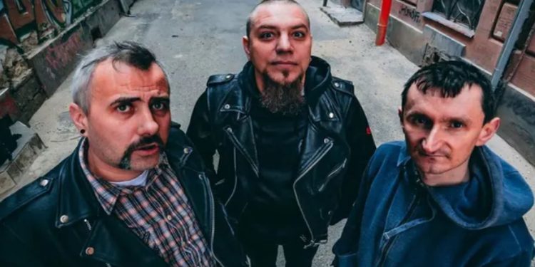 ‘Kiev Calling’: The Clash’in kült şarkısı ‘savaş marşı’na dönüştü