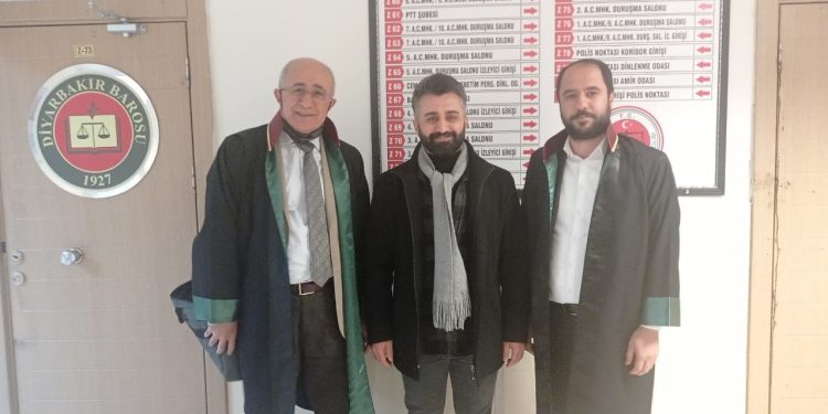 ‘Kürdistan’ paylaşımı yapan akademisyene beraat