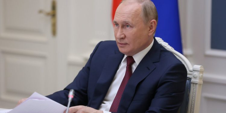 Putin’den hükümete ‘ihracatın yasaklanacağı ülkelerin listesini hazırlayın’ talimatı