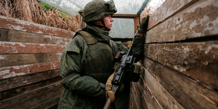 Ukrayna: Donbas’ta Rusya yanlısı ayrılıkçılar 60 kez ateşkes ihlal etti