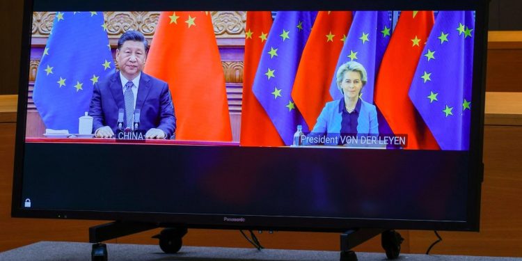 AB-Çin zirvesinde Rusya anlaşmazlığı
