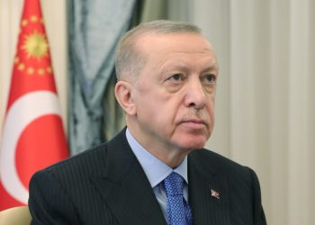 Erdoğan: Kendini modern addeden ülkeler sığınmacıları terk ederken, biz kurtardık