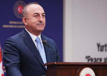 Haaretz: Çavuşoğlu İsrailli gazetecilere enerji işbirliği hedefini açıkladı
