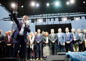 İmamoğlu’ndan Yomralı gençlere: Susan değil, konuşan gençlik istiyoruz