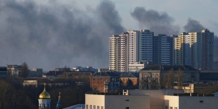 Kiev’e peş peşe hava saldırıları: Belediye başkanından ‘Geri dönmeyin’ çağrısı