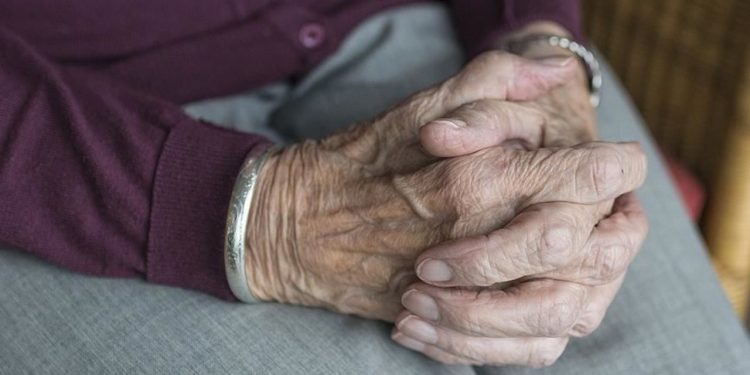 Meclis yaşlıların sorunlarını araştıracak