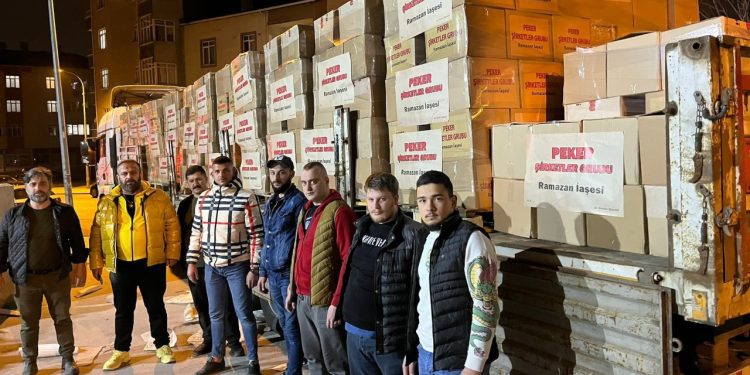 Sedat Peker’in ‘Ramazan kolilerini’ dağıtanlara gözaltı: Videolardan önce polis eskortu veriyordunuz