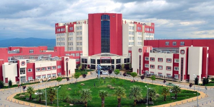 Üniversite hastanesinde ‘organ nakli notları değiştirildi’ iddiası