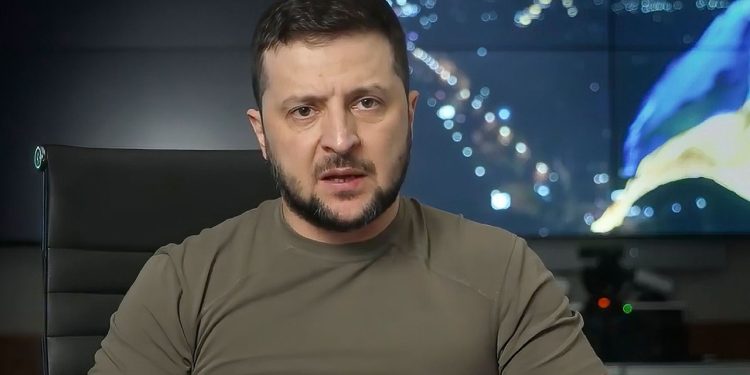 Zelenskiy’den Orban’a: Macaristan halkı Ukrayna’yı destekliyor, politikacılar gidicidir