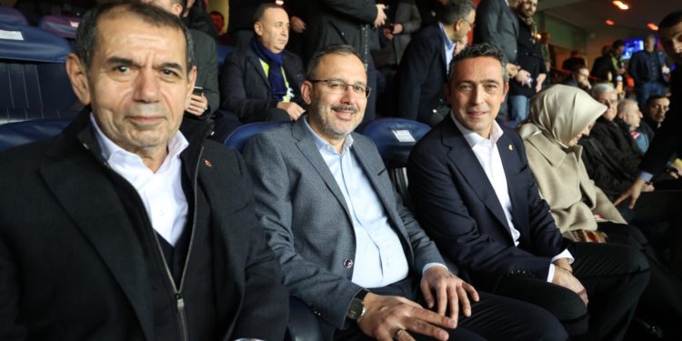 Dursun Özbek: 5 tane attık, 3’ünü saydılar, 6-7 olabilecek bir maçtı 