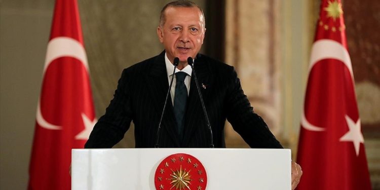 Erdoğan: Seçim tarihini belki biraz öne çekeceğiz