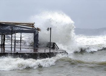 Meteoroloji’den fırtına ve sağanak yağış uyarısı