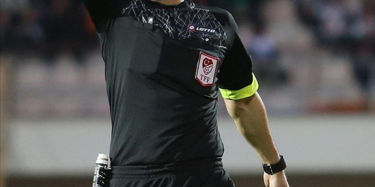 TFF, VAR kayıtlarını açıkladı: Sivasspor-Galatasaray maçında hakem hatası yapıldı