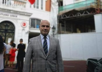 Turhan Çömez: İngiltere’de 140 milyon lira değerindeki bir şirket AK Partililere ait